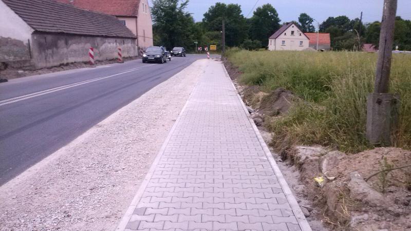Budowa chodnika w Milinie 2014