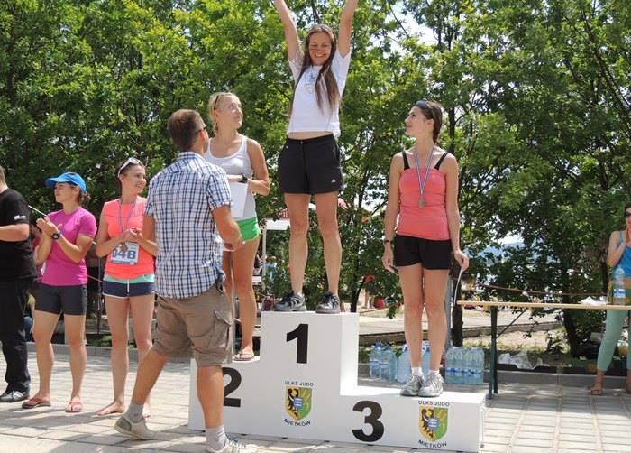 Bieg Mietkowski 2013 dekoracja kobiet