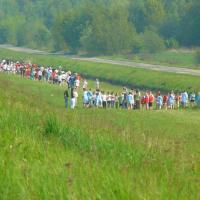 Otwarte biegi przełajowe nad Zalewem Mietkowskim 2011 start obok zapory